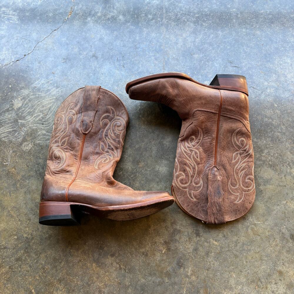 Shyanne Distressed Brown Western Embroidered Ankle Boots